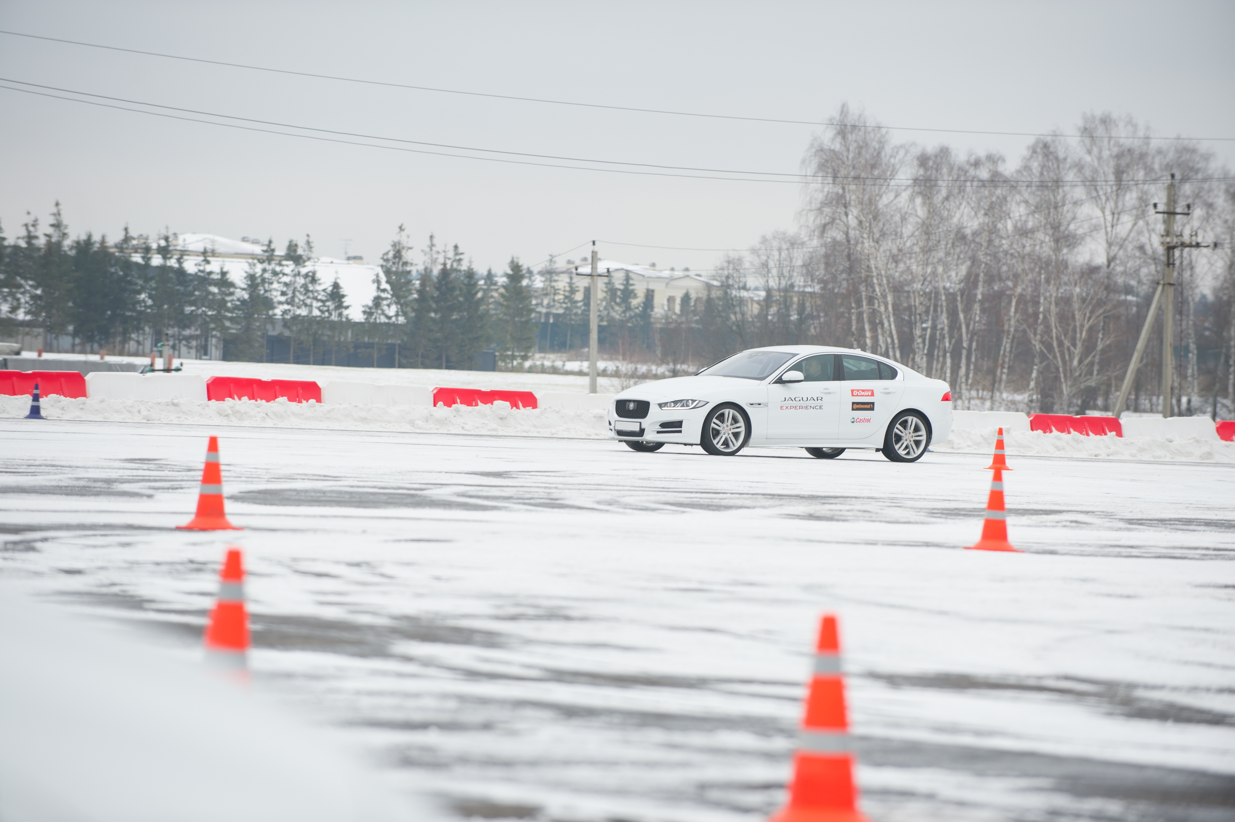 Курсы экстремального вождения на автомобиле в Челябинске. Школа Driftpro